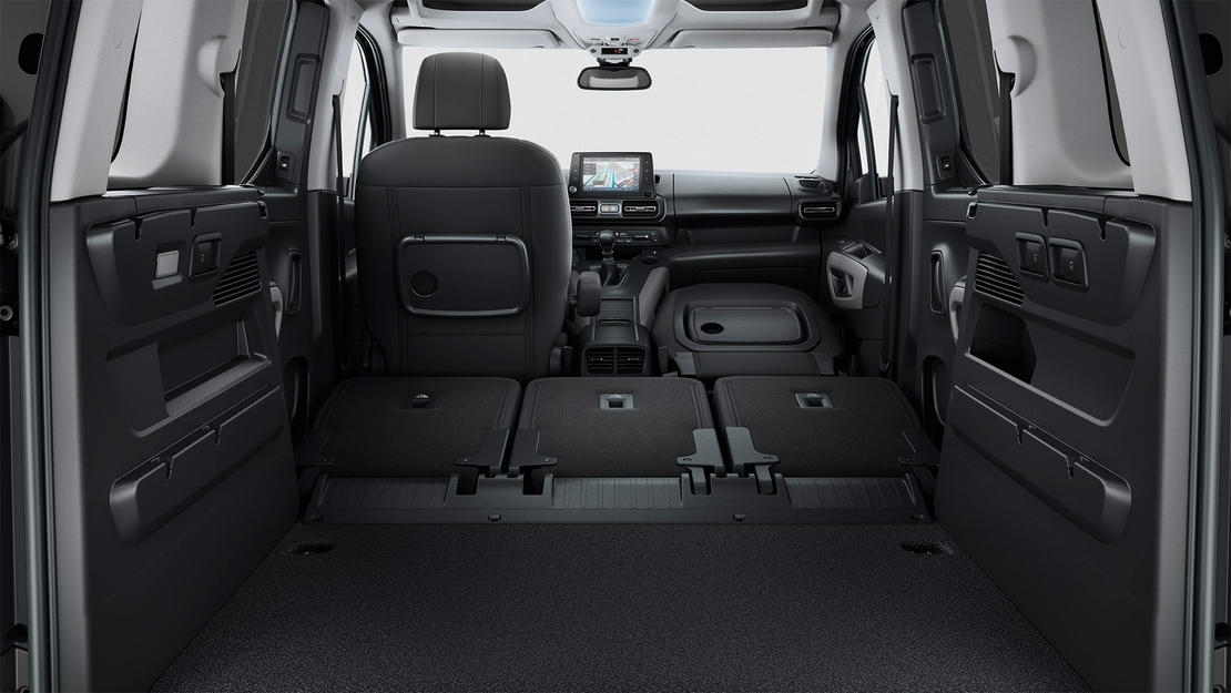 Toyota-proace-city-verso-ev-interieur-achterbank